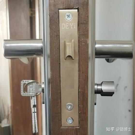 防盗门缓冲器安装可行性探讨