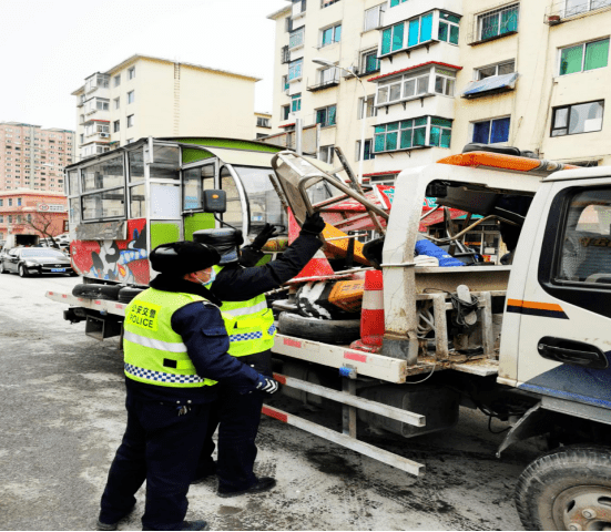 交警特色路构建，安全智能和谐交通新篇章